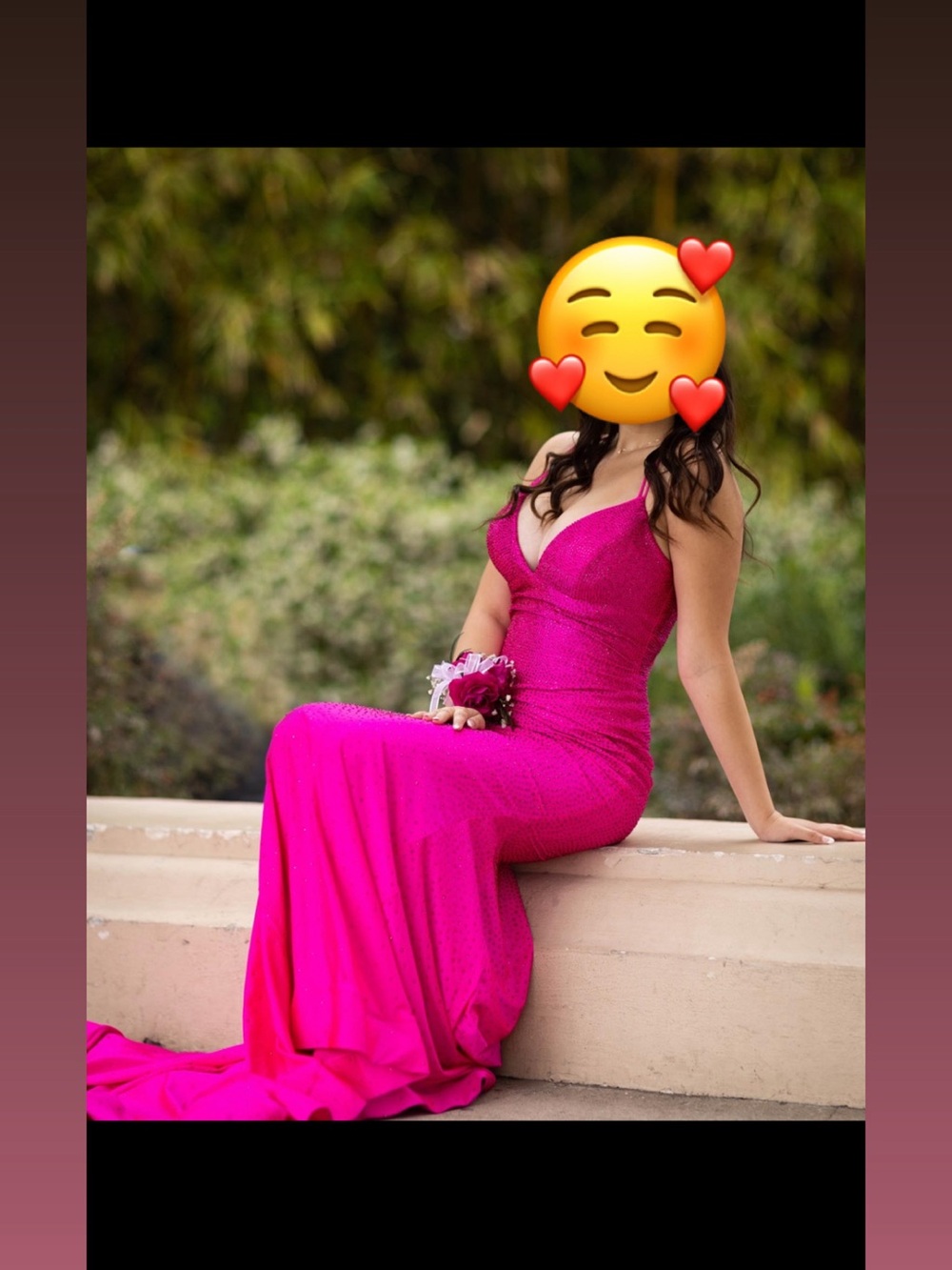 Sherri Hill Elegant Fuchsia Evening Gown - V-Neck Dress